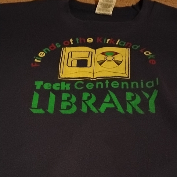 Friends of the Kirkland Lake Library Tee Single stitch - Picture 1 of 4
